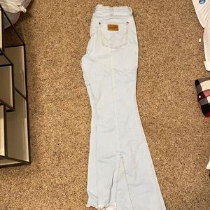 Wrangler flare size 31